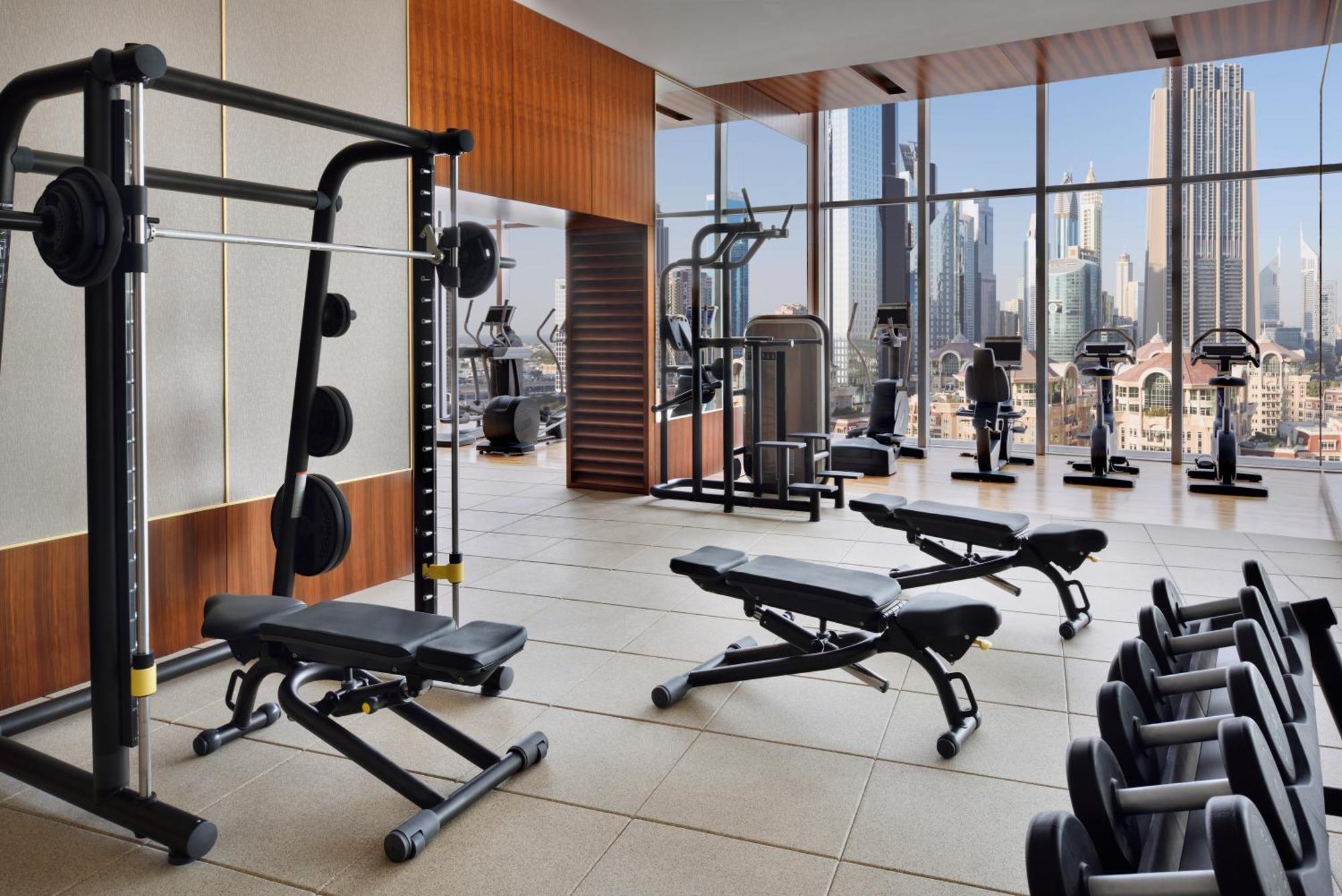 Kempinski The Boulevard Dubai Ngoại thất bức ảnh The gym at the Westin Dubai